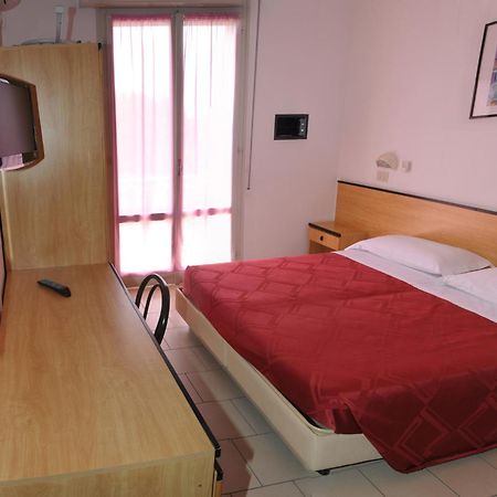 Hotel Levante Τσέρβια Εξωτερικό φωτογραφία